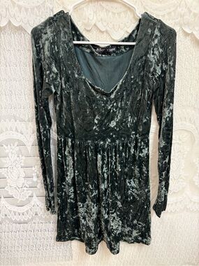 Betsey Johnson Crushed Velvet Long Sleeve Mini Dress in Green